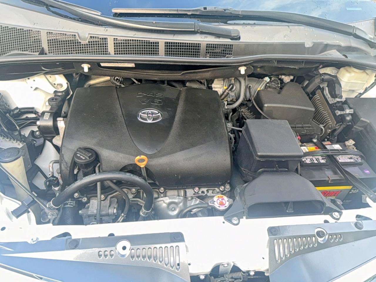 2020 Toyota Sienna Limited Premium 7-Passenger - Image 7