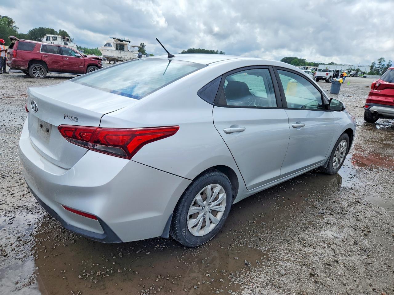 2018 Hyundai Accent Se - Image 3