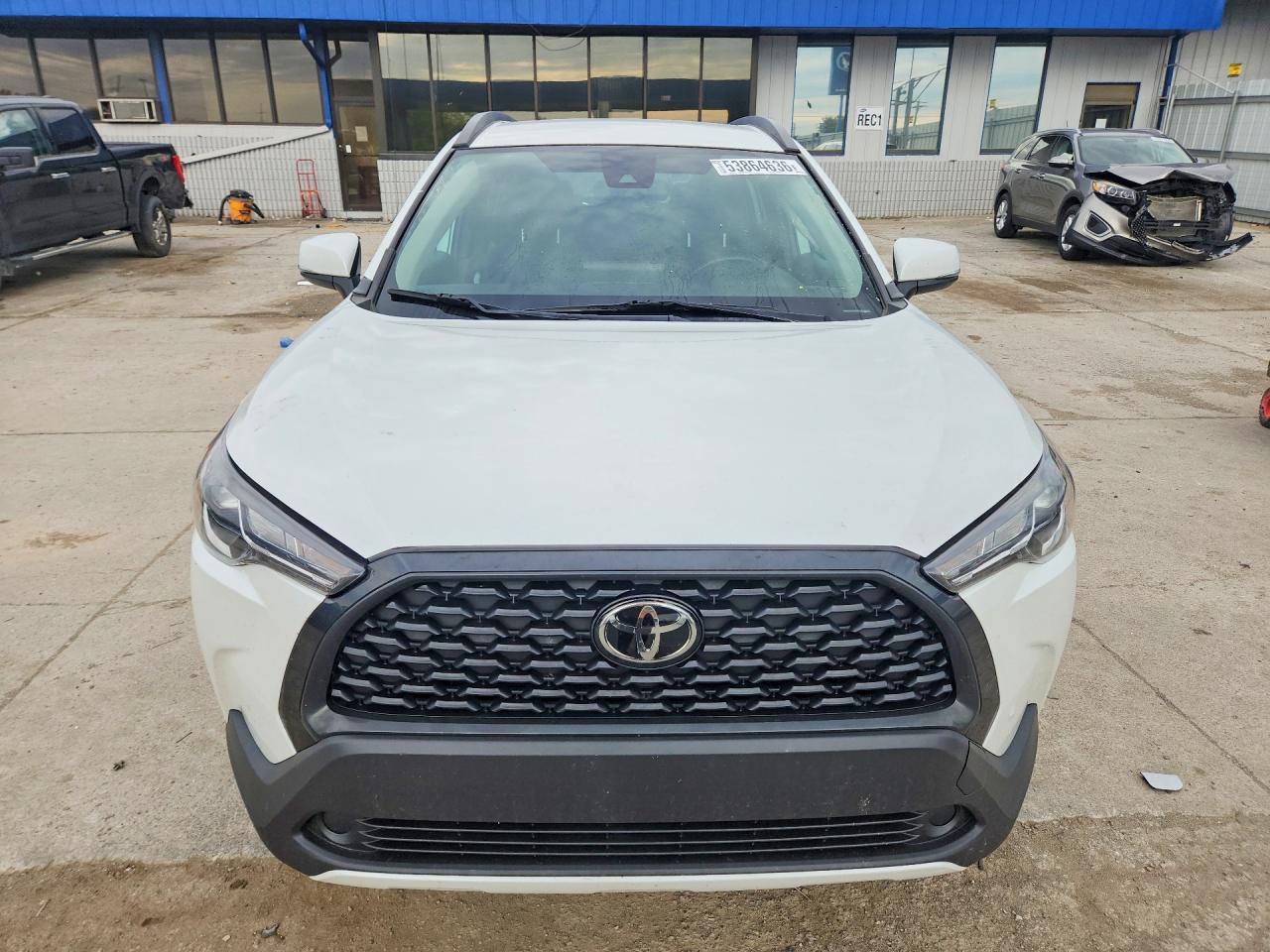 2022 Toyota Corolla Cross Le - Фото 5