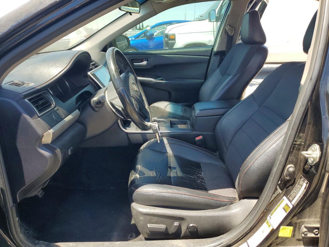 2017 Toyota Camry Se - Image 7