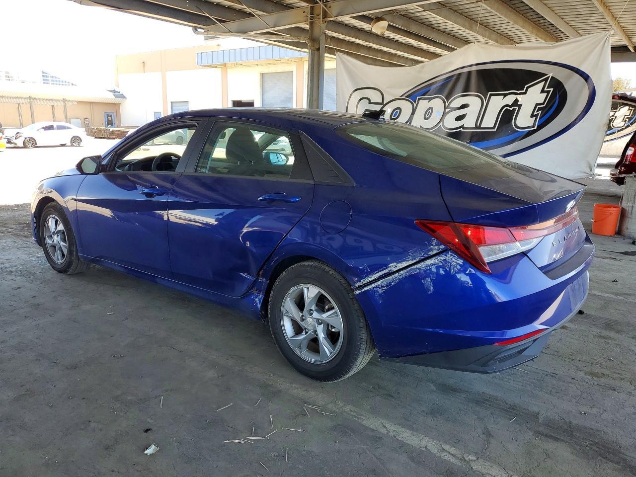 2022 Hyundai Elantra Se - Фото 2