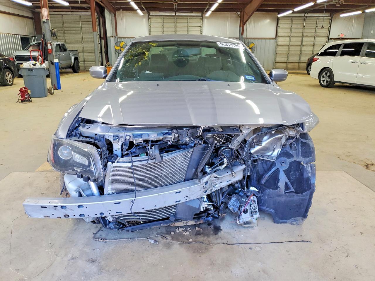 2014 Chrysler 300 S - Фото 5
