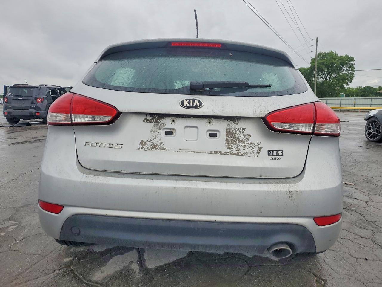 2016 Kia Forte - Фото 6