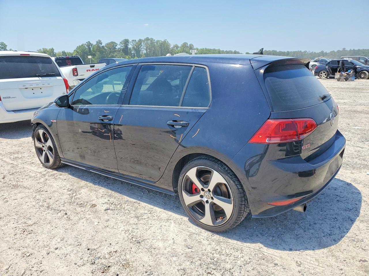 2017 Volkswagen Gti S - Image 2