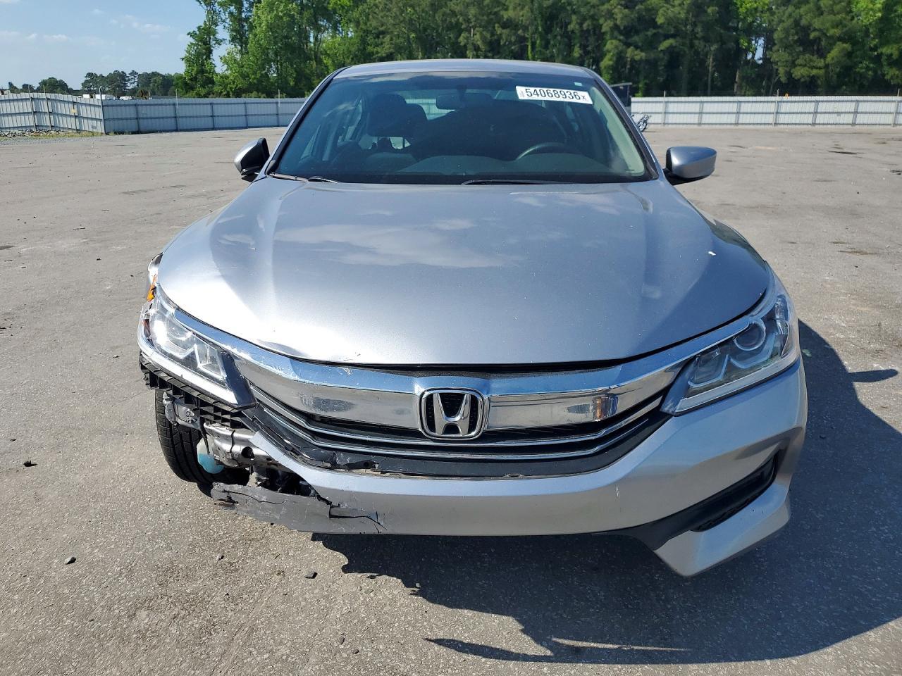 2017 Honda Accord Lx - Image 5
