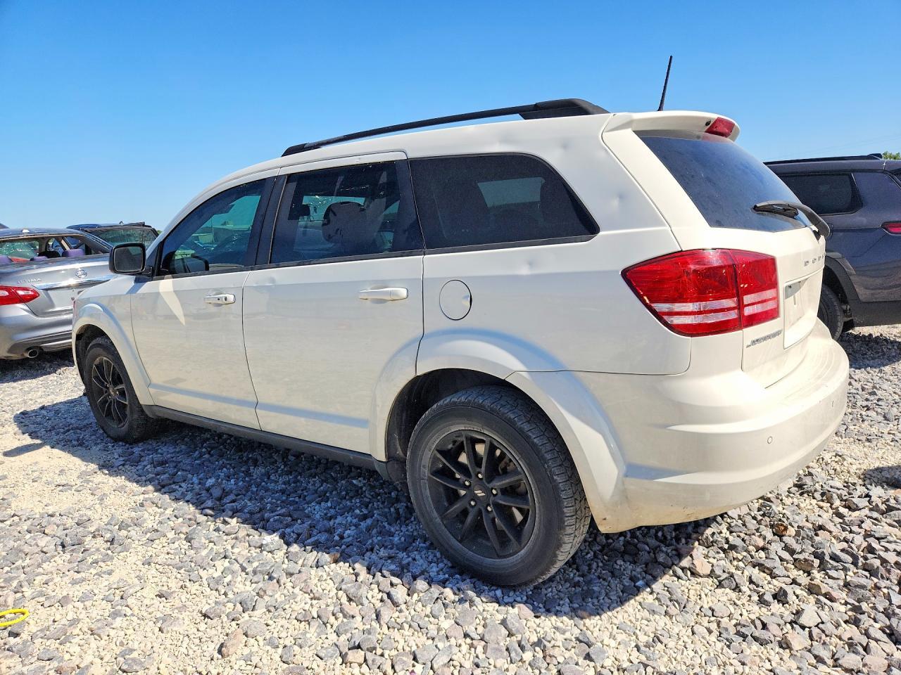 2020 Dodge Journey Se - Фото 2