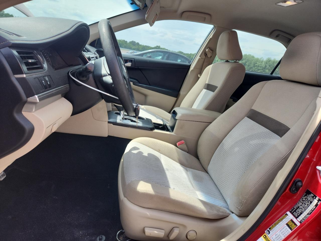 2012 Toyota Camry Le - Фото 7