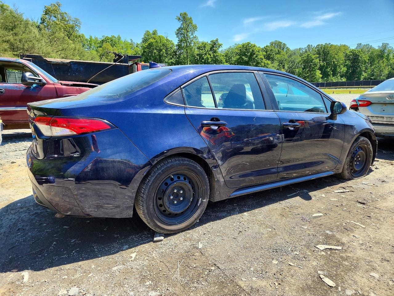 2021 Toyota Corolla Le - Image 3