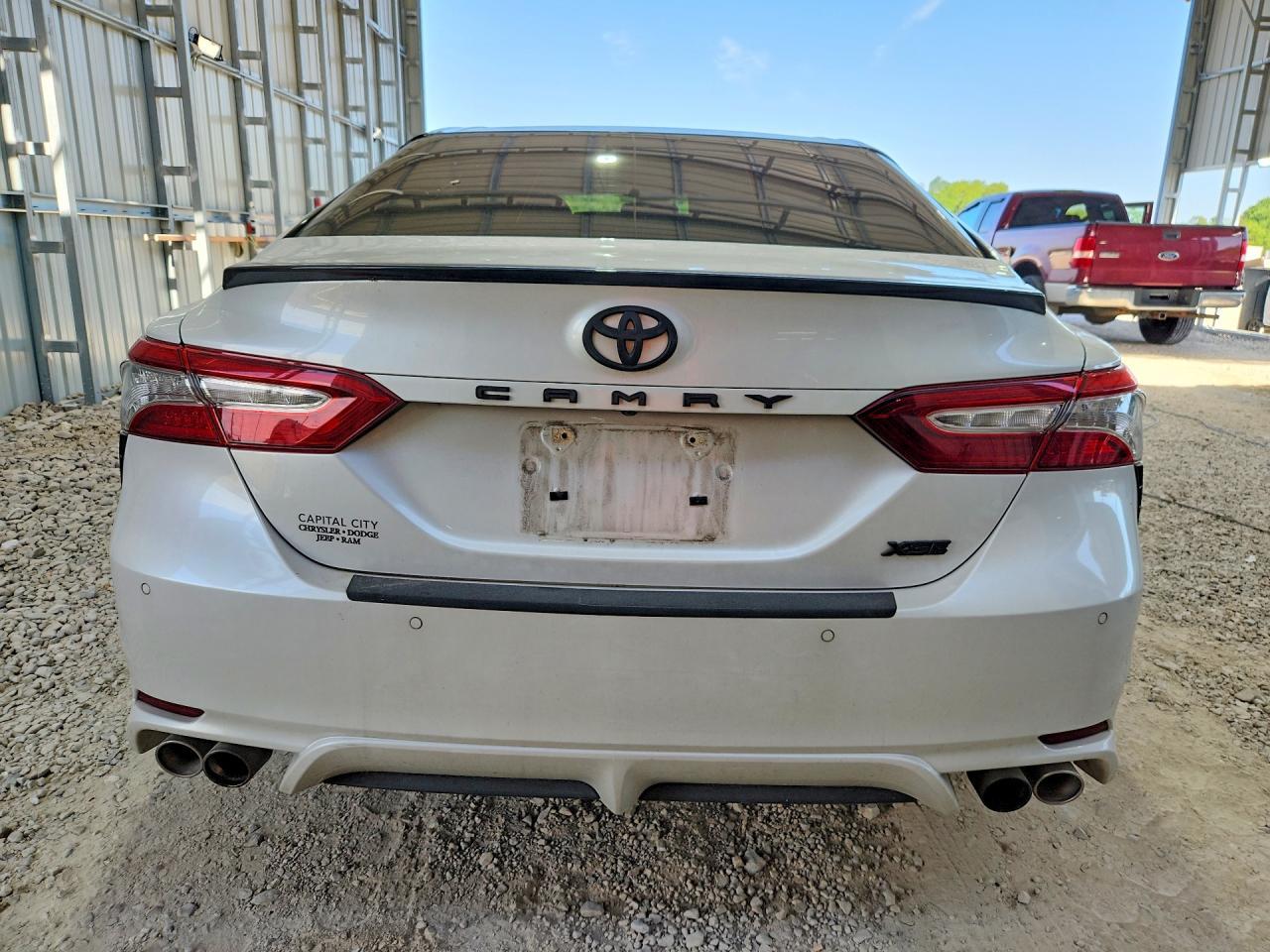 2018 Toyota Camry Xse - Image 6