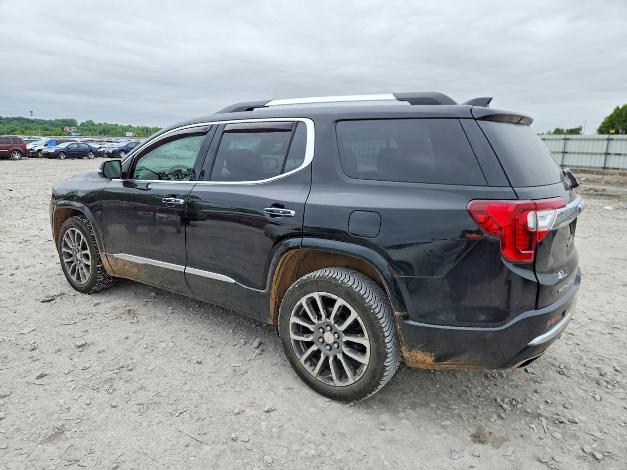 2020 GMC Acadia Denali - Фото 2