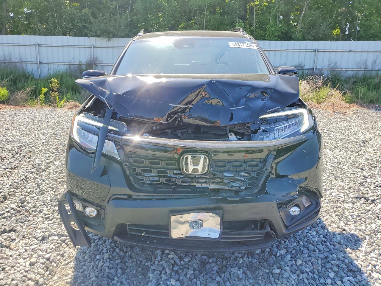 2021 Honda Passport Touring - Image 5