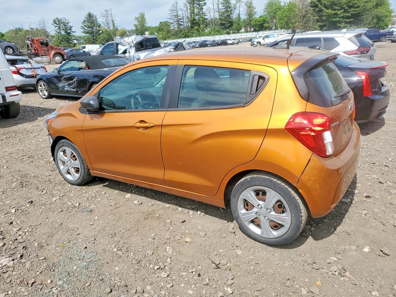 2019 Chevrolet Spark Ls - Фото 2