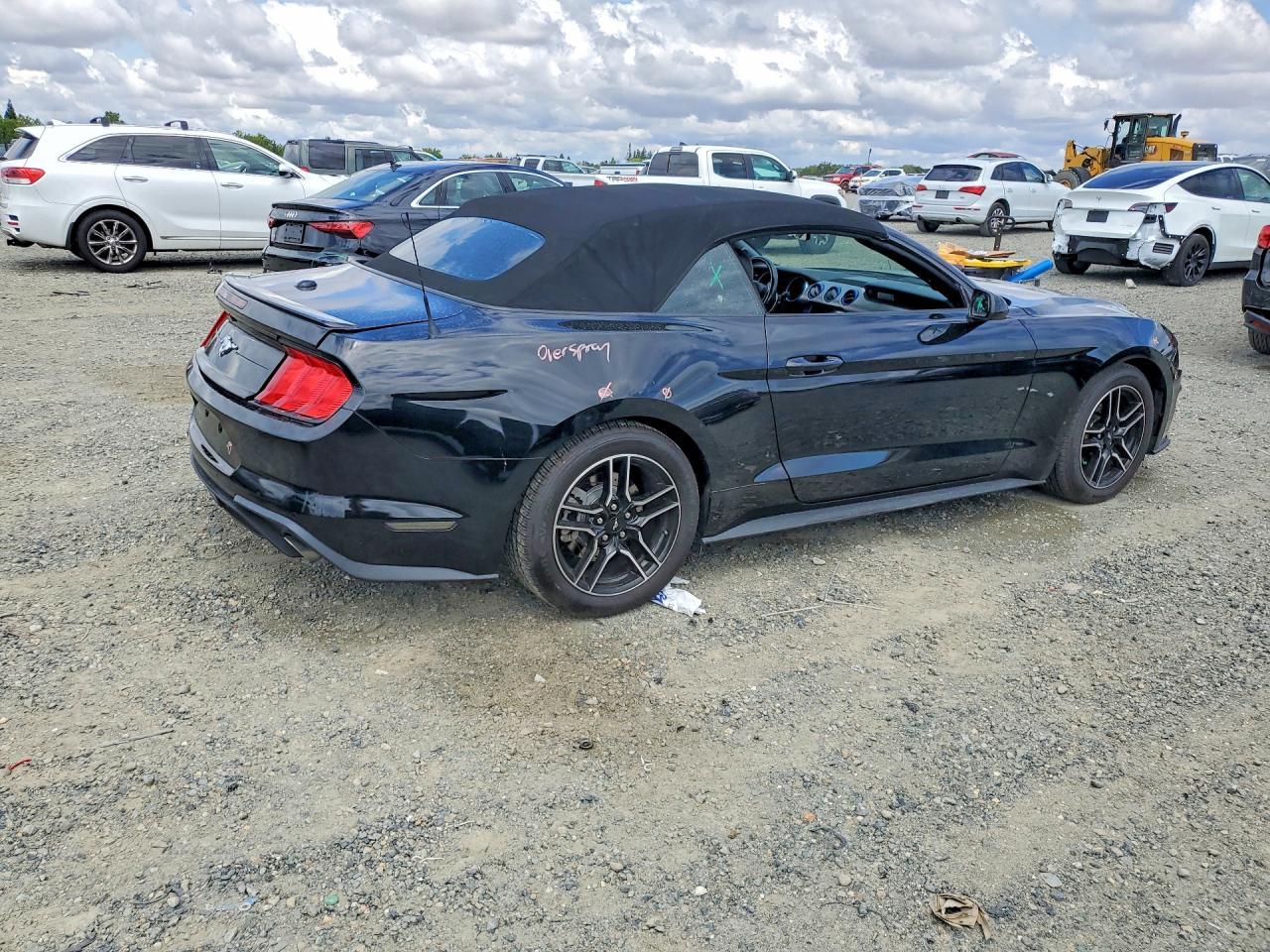 2022 Ford Mustang - Фото 3