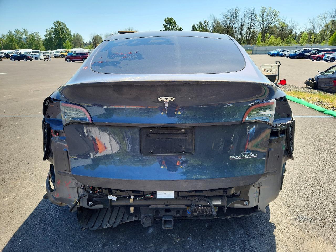 2023 Tesla Model Y - Фото 6