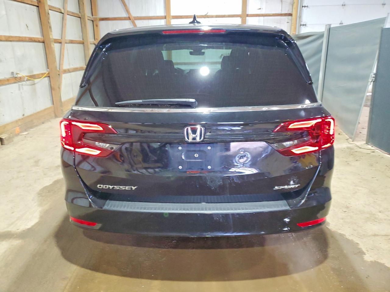 2023 Honda Odyssey Sport-L - Image 6