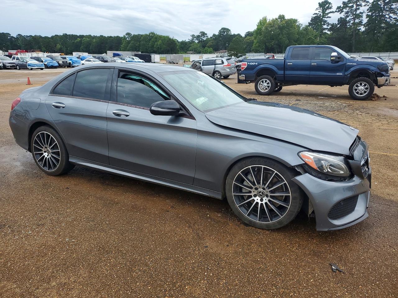 2018 Mercedes-Benz C 300 - Фото 4