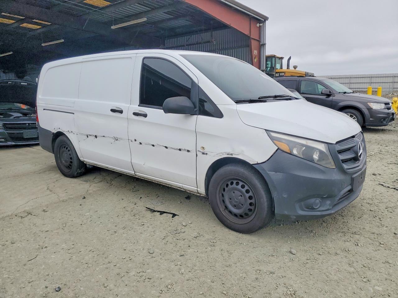 2017 Mercedes Benz Metris Delivery Van - Фото 4