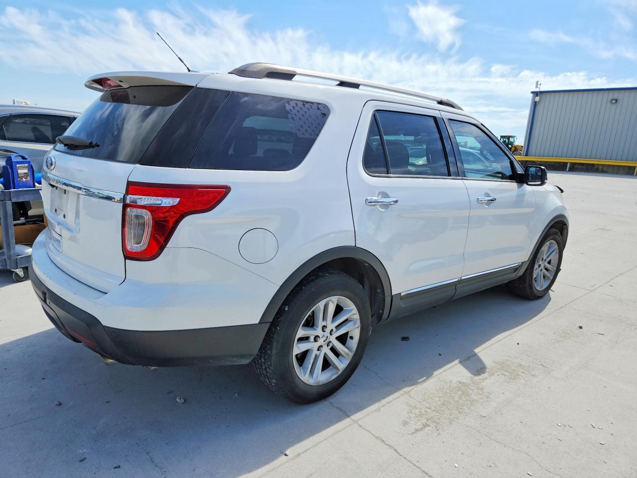 2011 Ford Explorer Xlt - Фото 3