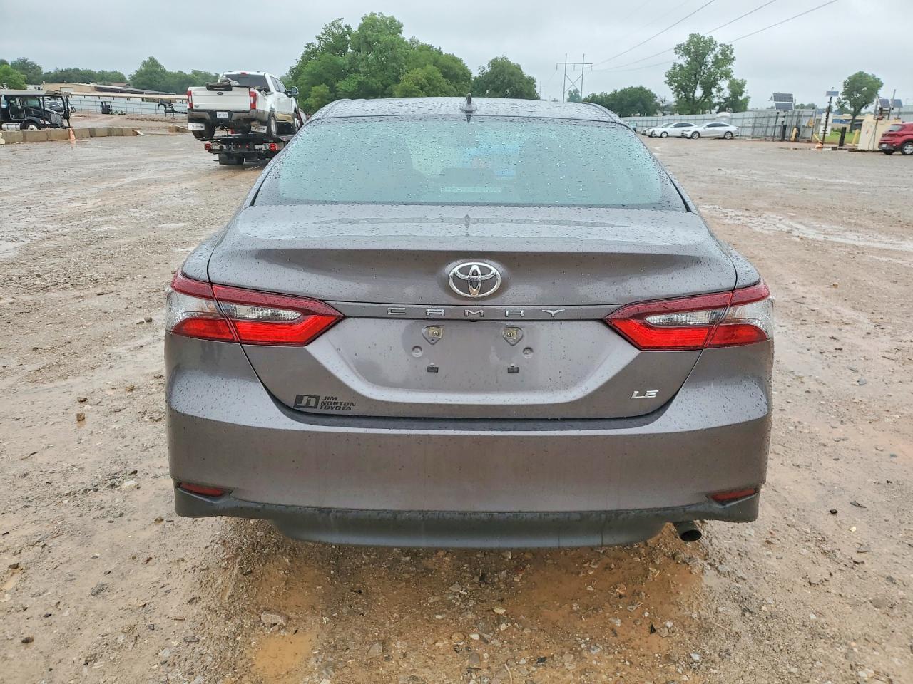 2024 Toyota Camry Le - Фото 6