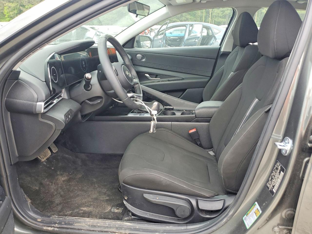 2025 Hyundai Elantra Sel Convenience - Фото 7