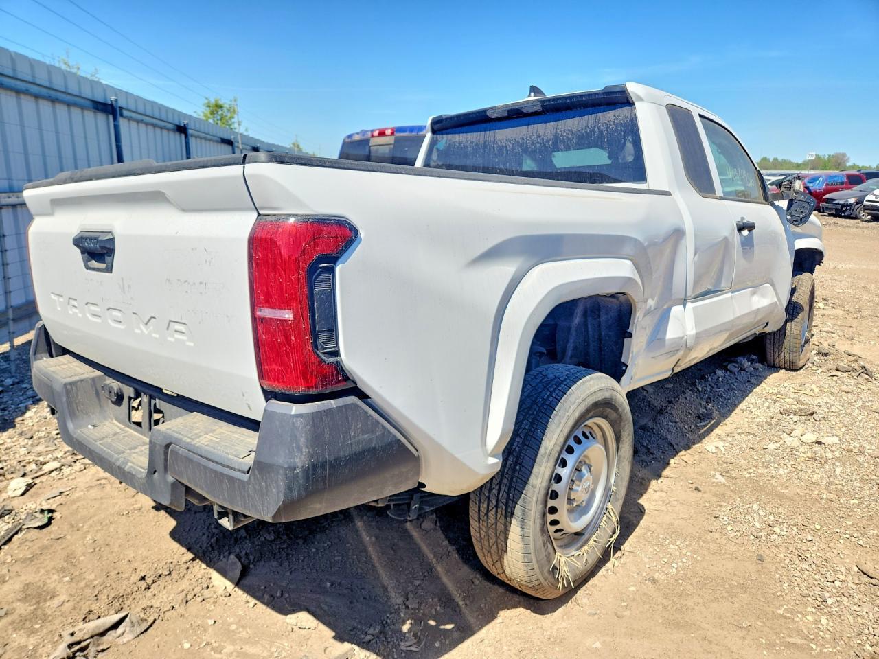 2025 Toyota Tacoma Sr - Фото 3