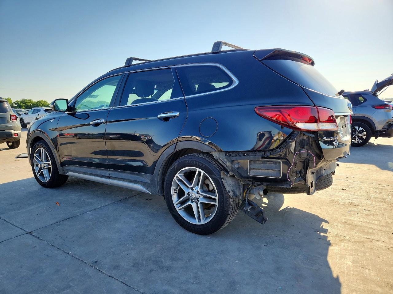 2019 Hyundai Santa Fe Xl Limited Ultimate - Image 2