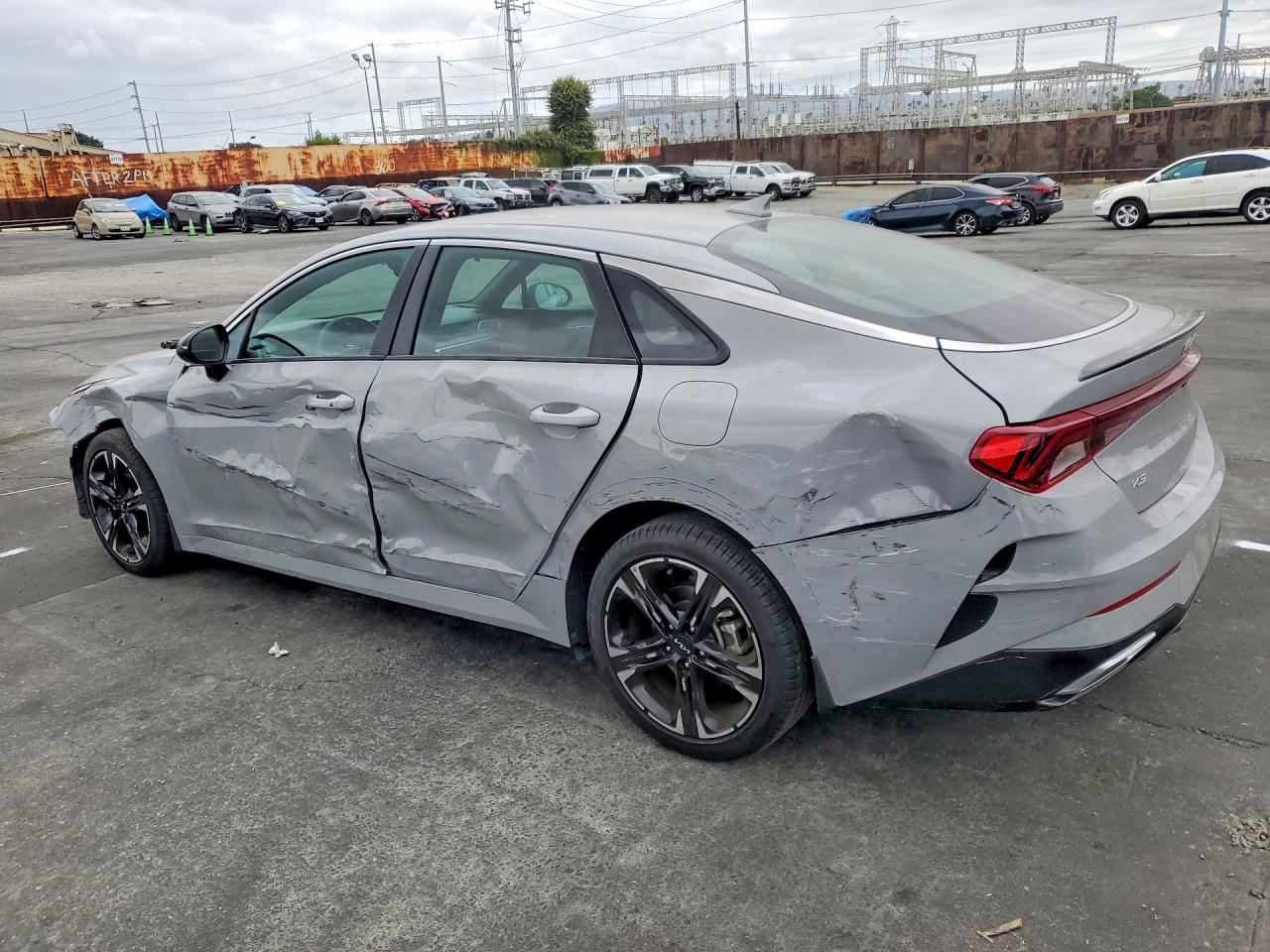 2024 Kia K5 Gt Line - Image 2