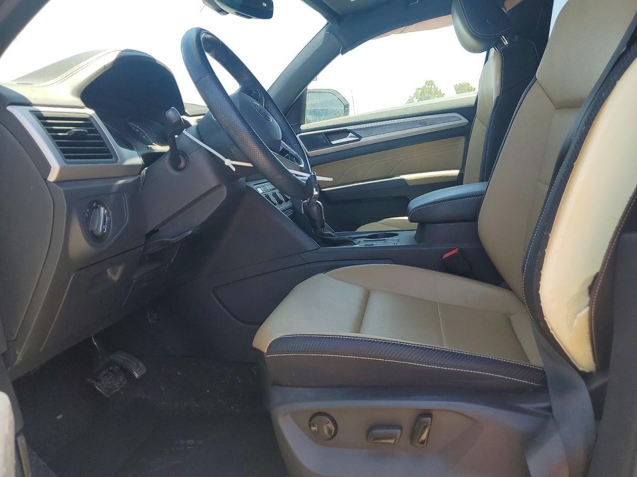 2021 Volkswagen Atlas Cross Sport Se - Фото 7
