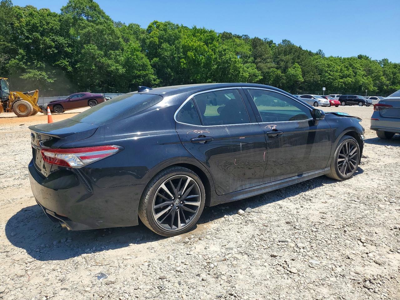 2019 Toyota Camry Xse - Image 3