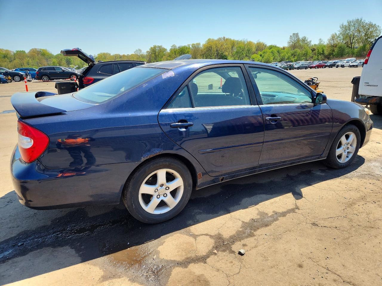 2004 Toyota Camry Se - Фото 3