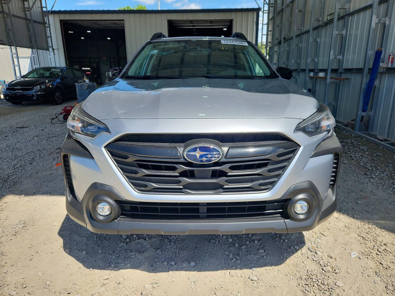 2024 Subaru Outback Onyx Edition - Image 5