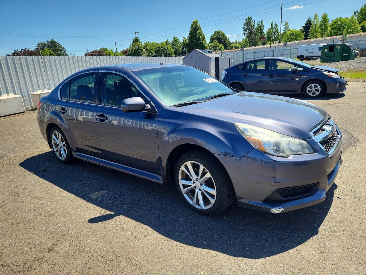 2014 Subaru Legacy 2.5I Premium - Image 4