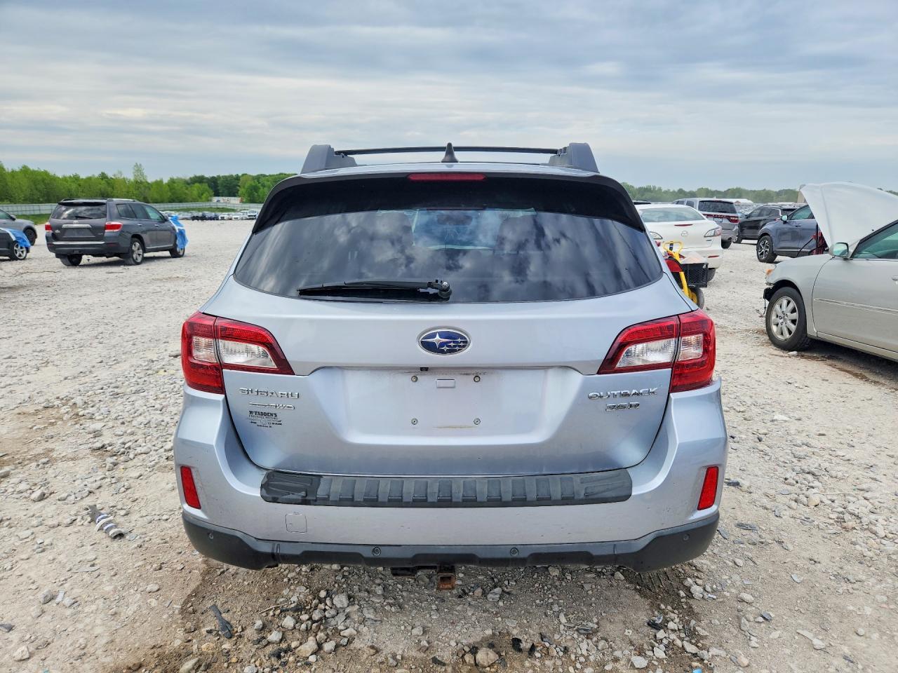 2017 Subaru Outback 3.6R Limited - Фото 6