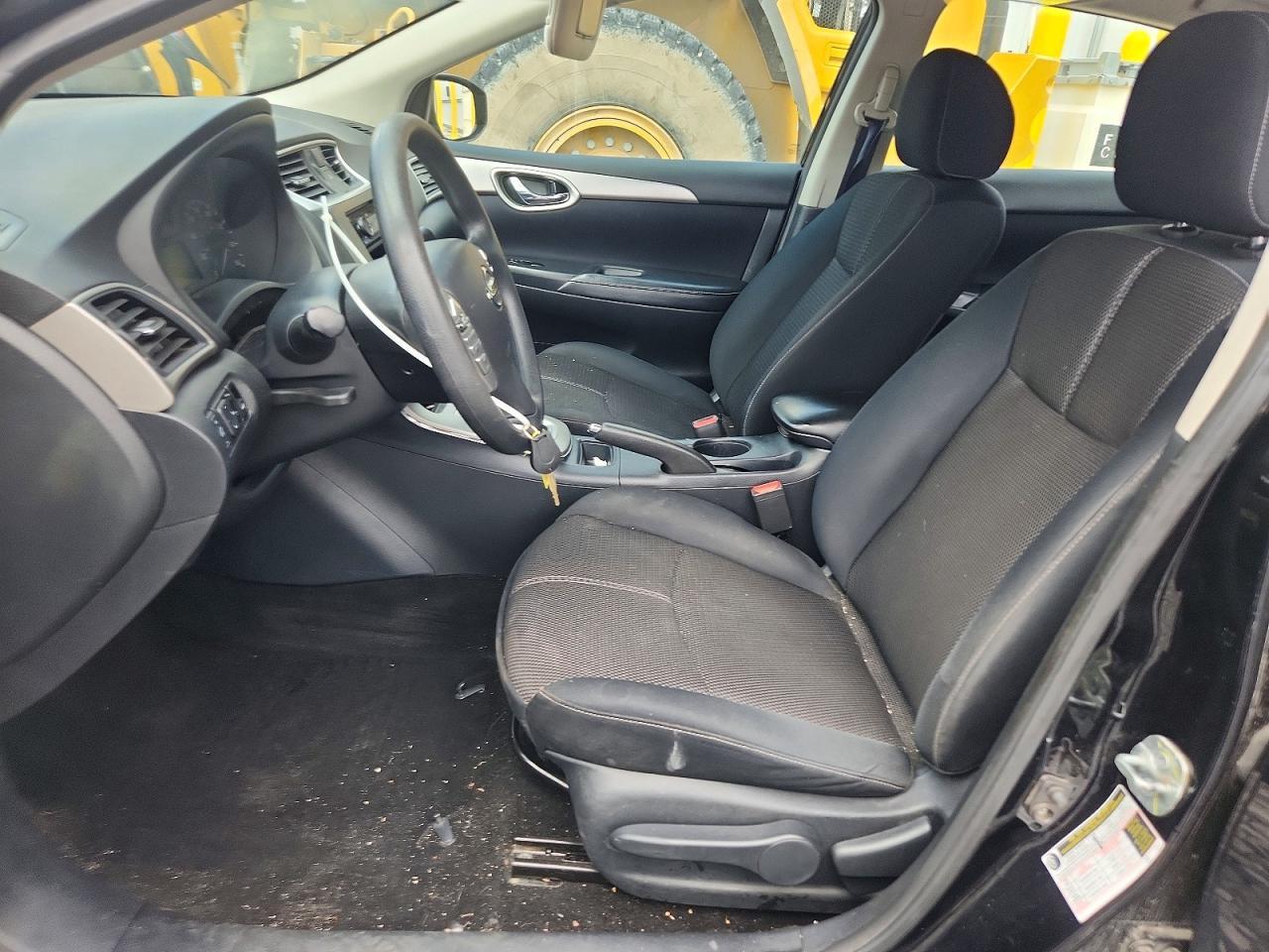 2015 Nissan Sentra S - Image 7