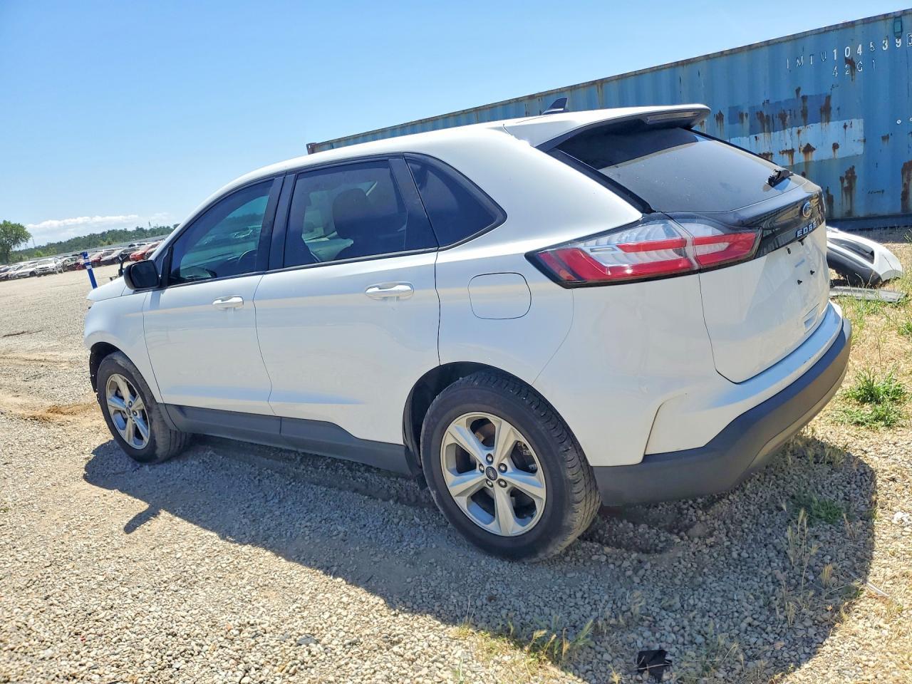 2022 Ford Edge Se - Фото 2