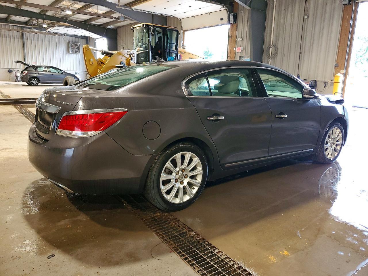 2013 Buick Lacrosse - Фото 3