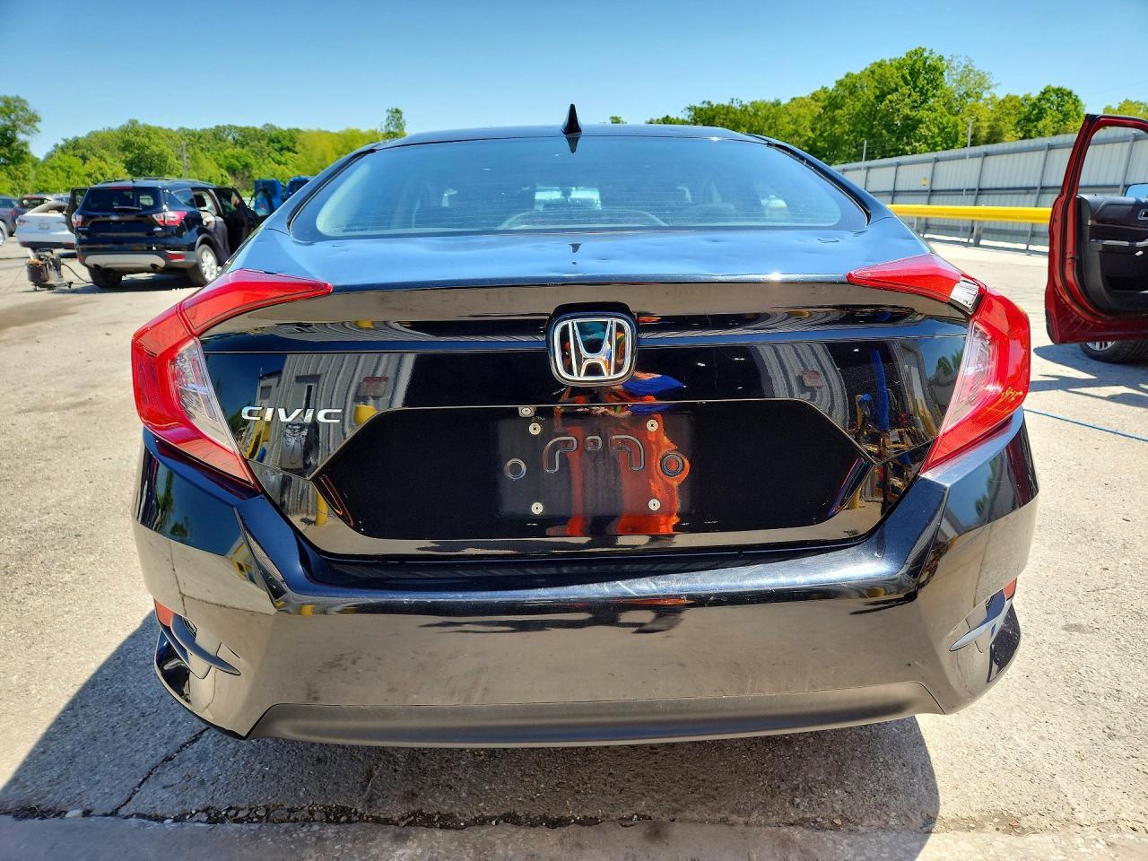 2018 Honda Civic Ex - Image 6