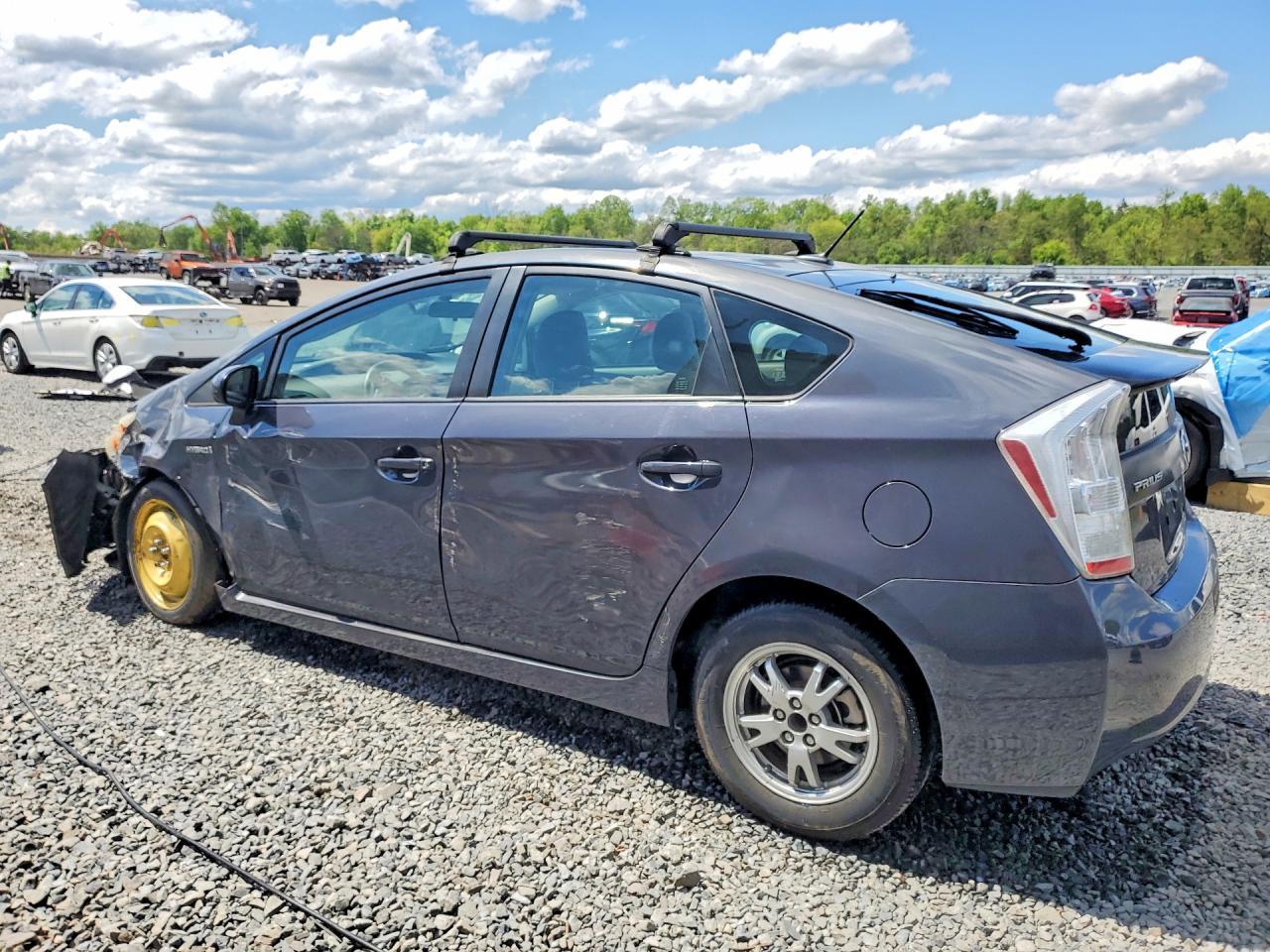 2010 Toyota Prius Ii - Фото 2
