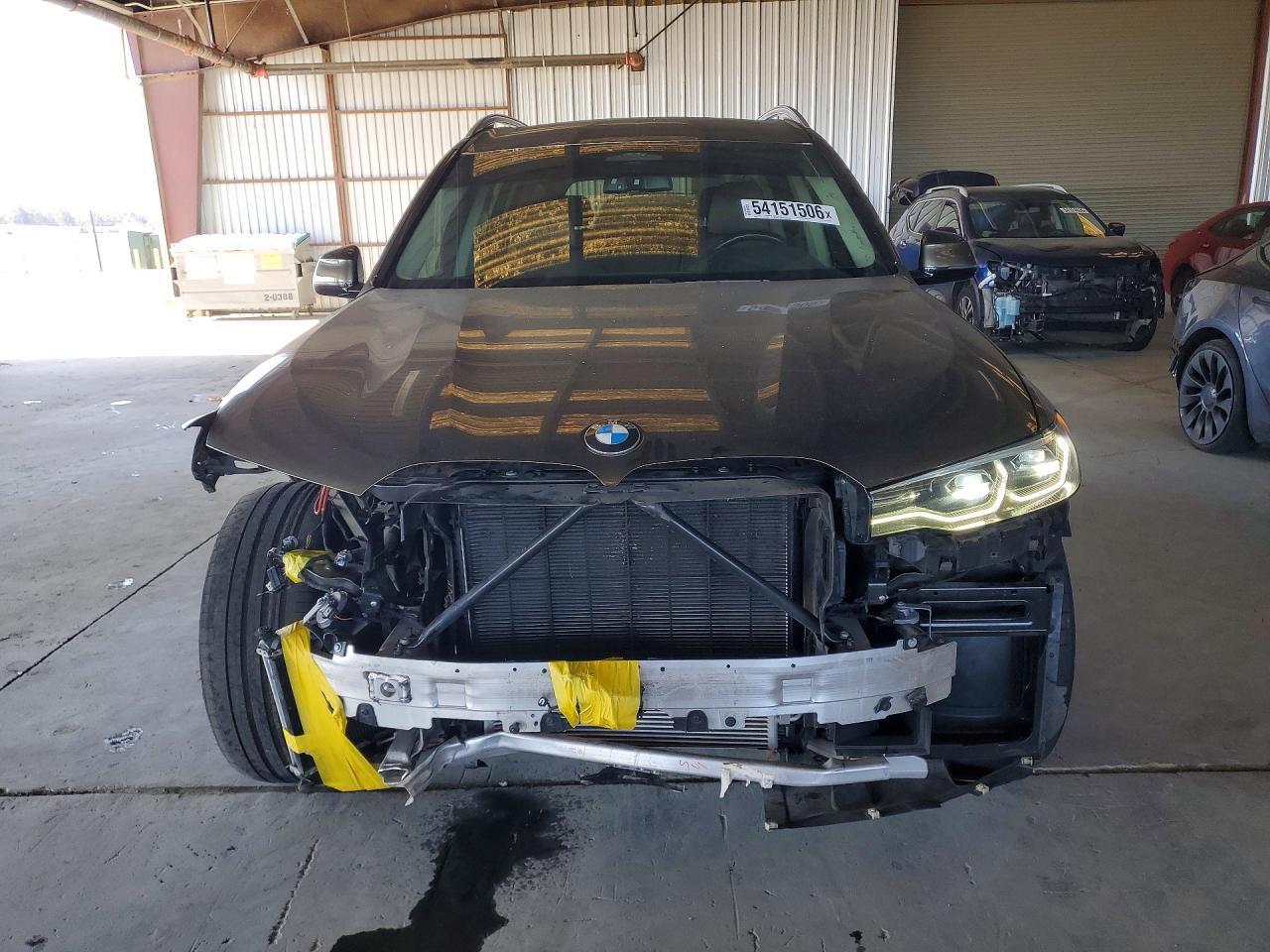 2021 BMW X7 xDrive40I - Фото 5