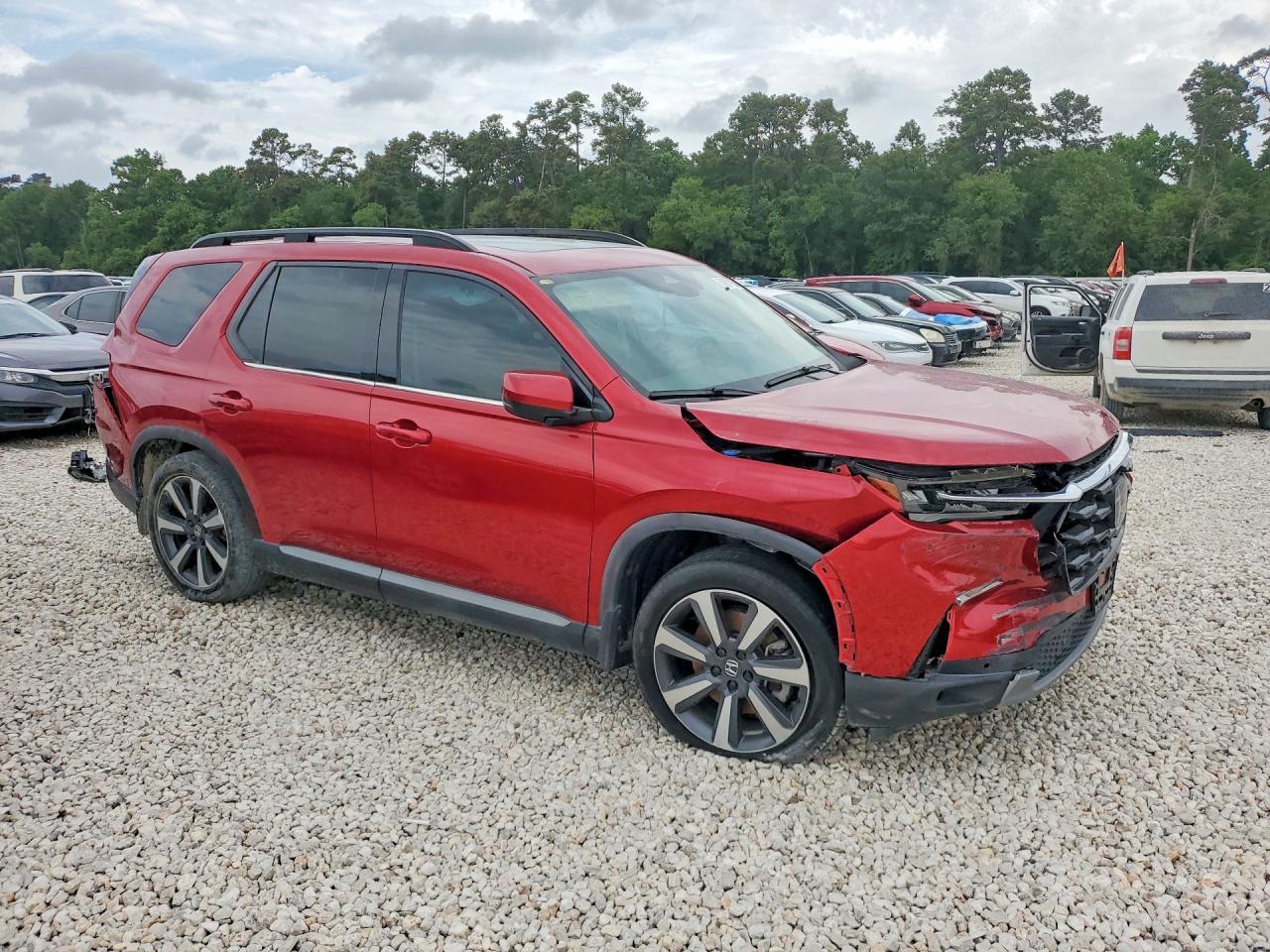 2023 Honda Pilot Touring - Image 4