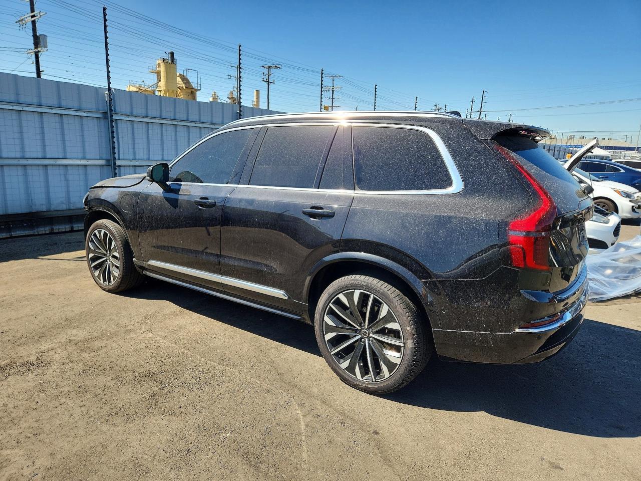 2025 Volvo Xc90 Ultra - Image 2