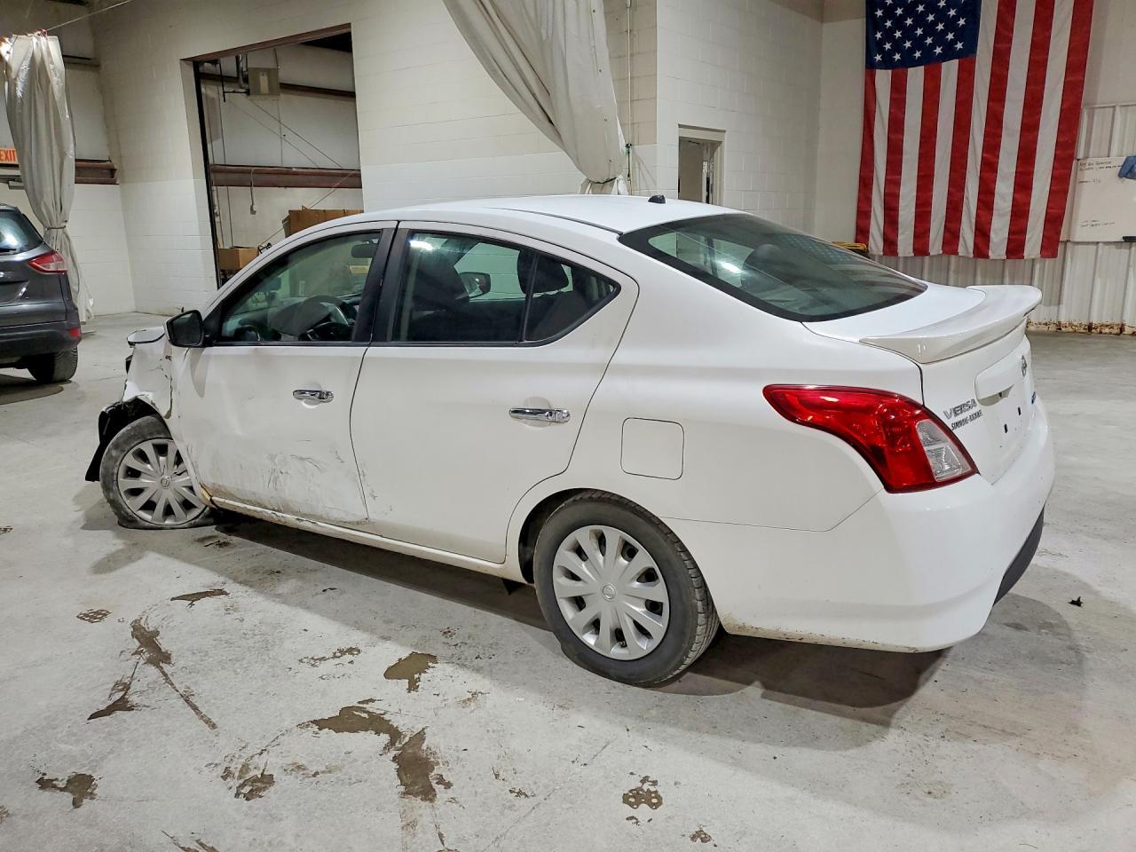2016 Nissan Versa 1.6 Sv - Фото 2