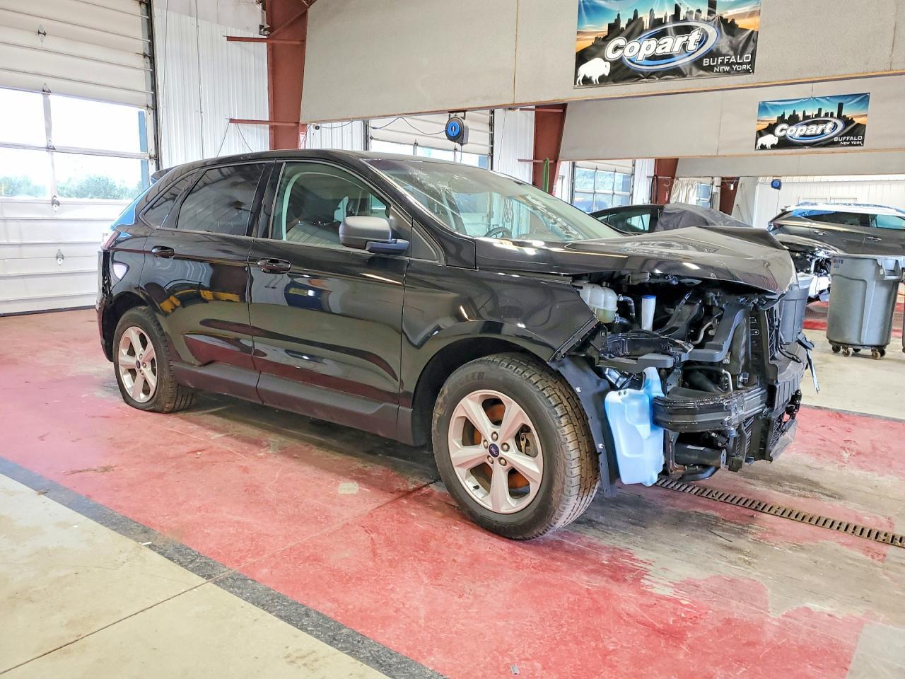 2020 Ford Edge Se - Фото 4