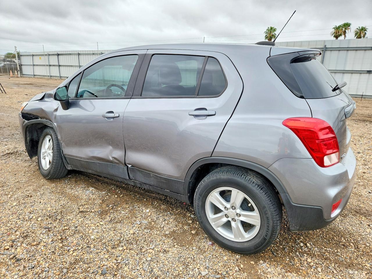 2020 Chevrolet Trax Ls - Image 2