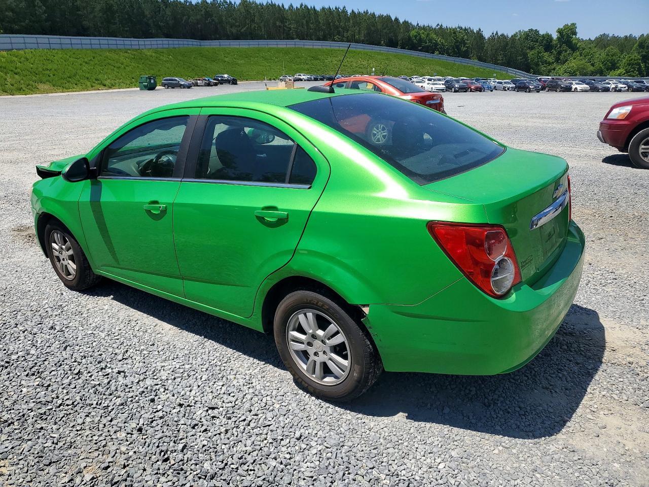 2015 Chevrolet Sonic Lt - Фото 2