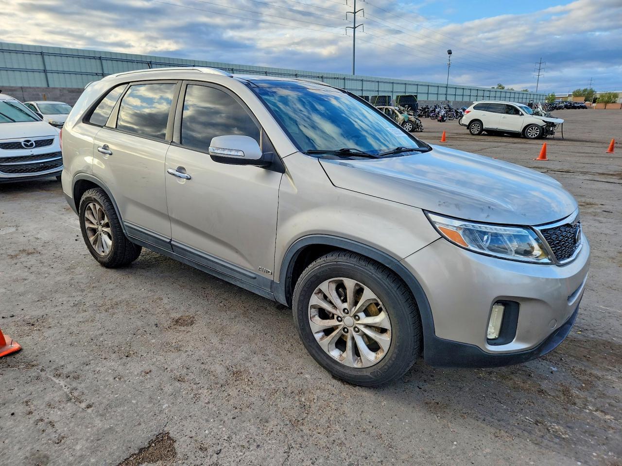 2014 Kia Sorento Ex - Image 4