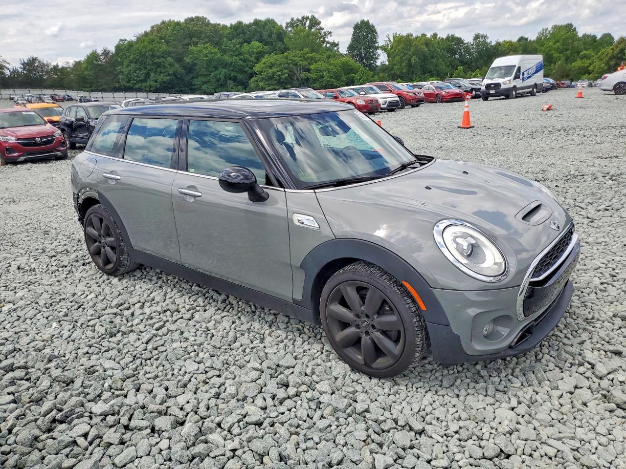 2017 Mini Cooper S Clubman - Фото 4
