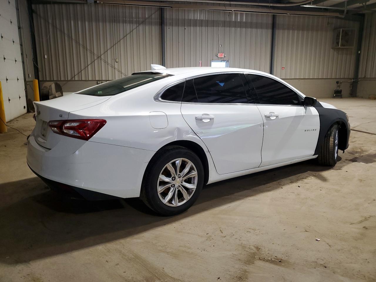2021 Chevrolet Malibu Lt - Image 3