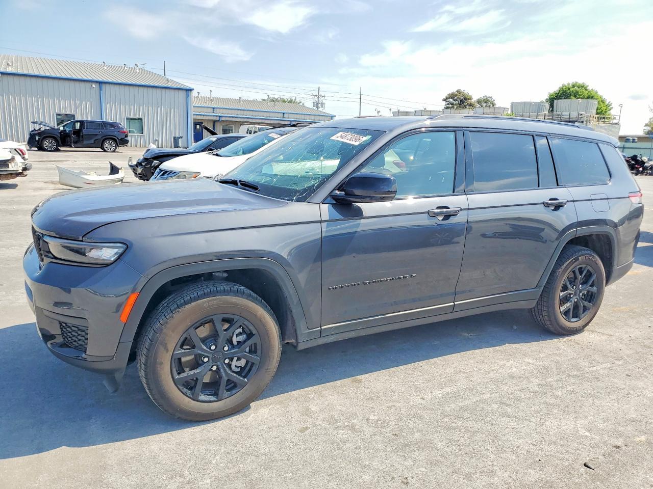 2025 Jeep Grand Cherokee L Laredo