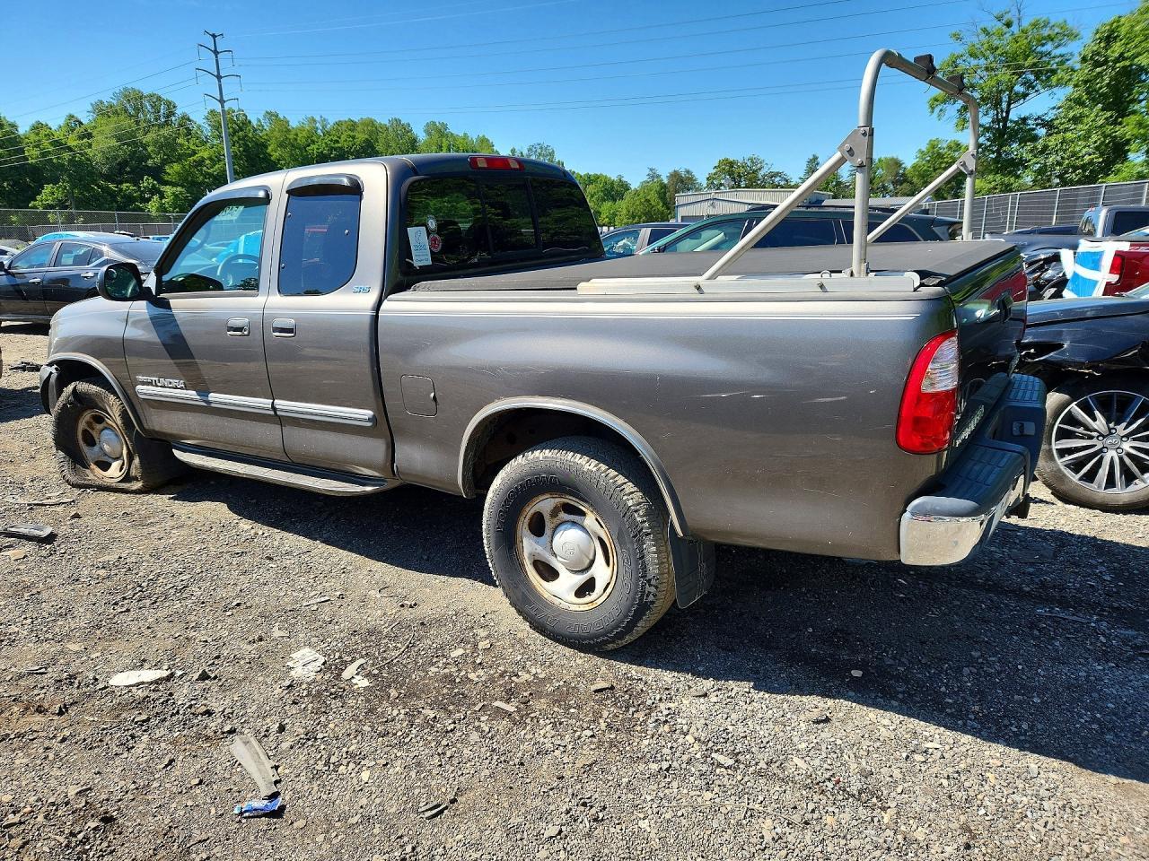 2005 Toyota Tundra Access Cab Sr5 - Image 2